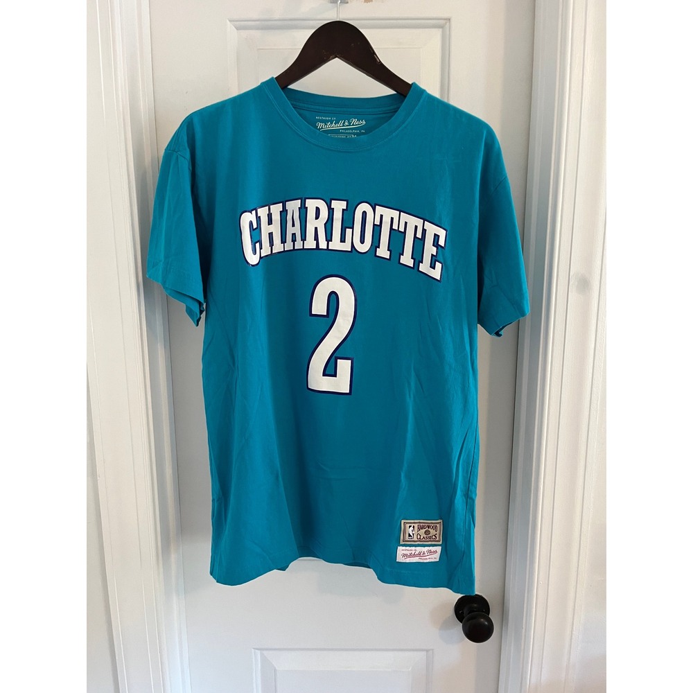 Mitchell & Ness Charlotte Hornets Larry Johnson #2 Teal T-Shirt Mens Large NBA